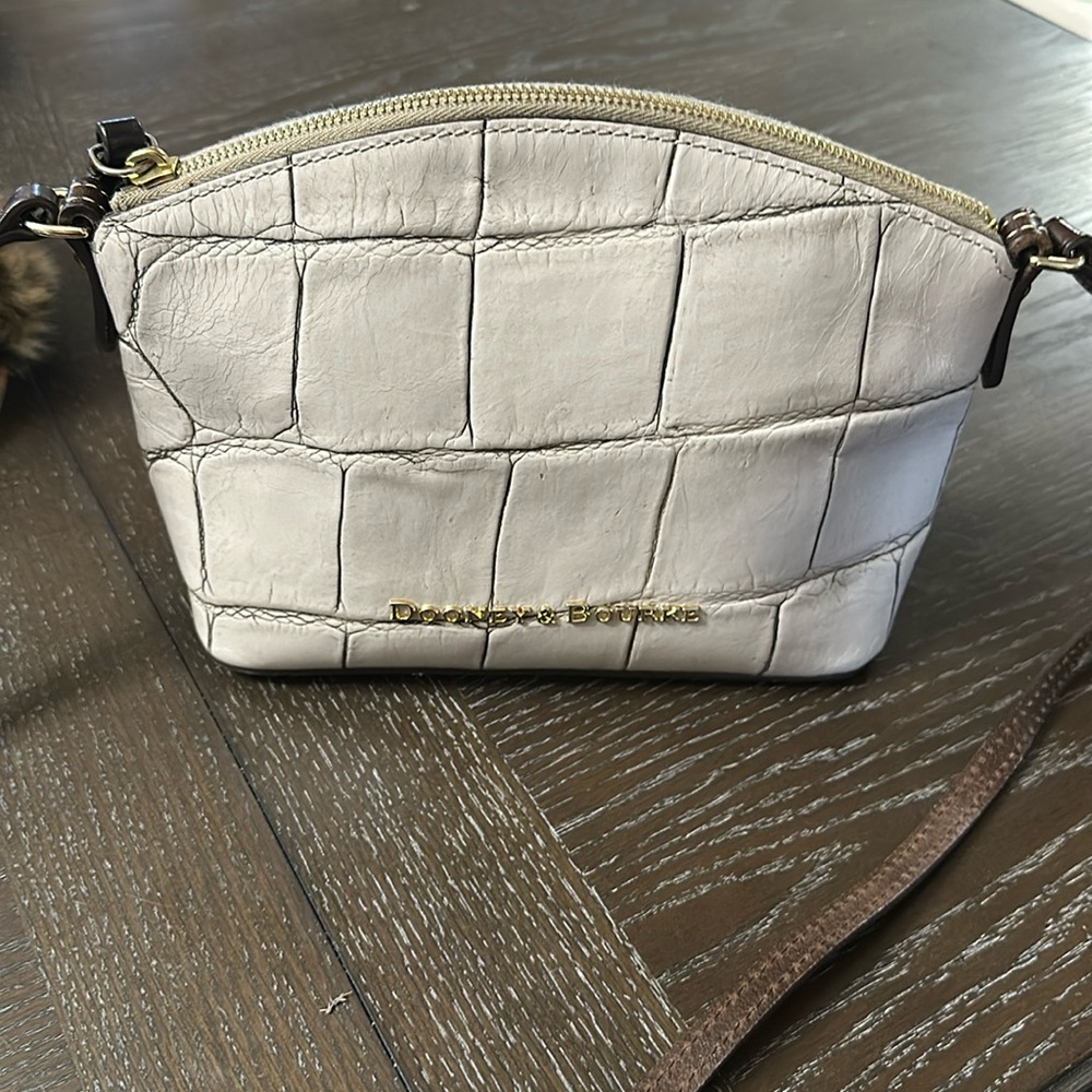 Dooney & Burke tan Denison crossbody